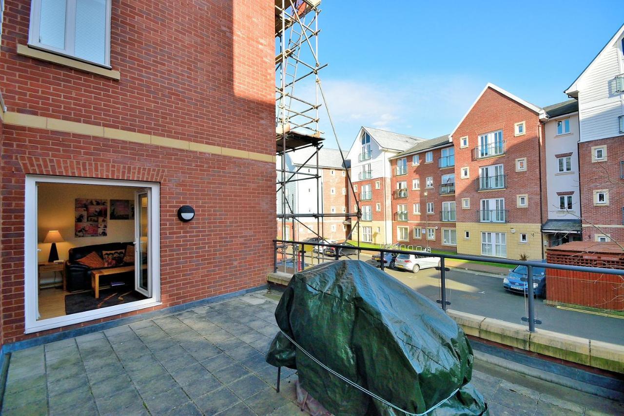 Racecourse Serviced Apartments Chester Exterior photo